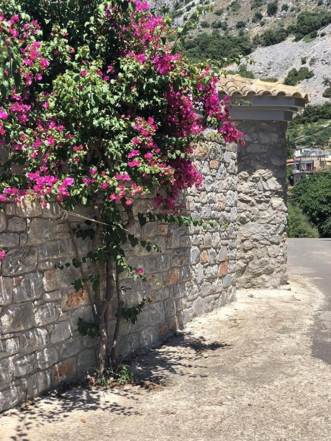 Mediterranean Sea View Villa Каламата Екстериор снимка